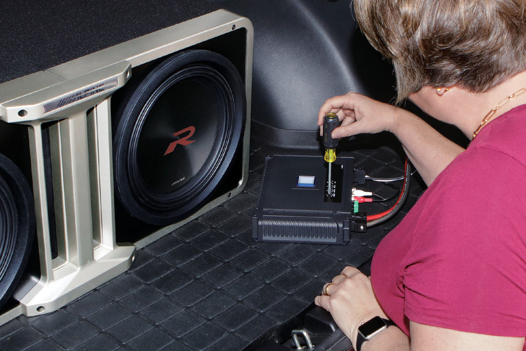 Choosing the Right Amp or Sub for your Vehicle